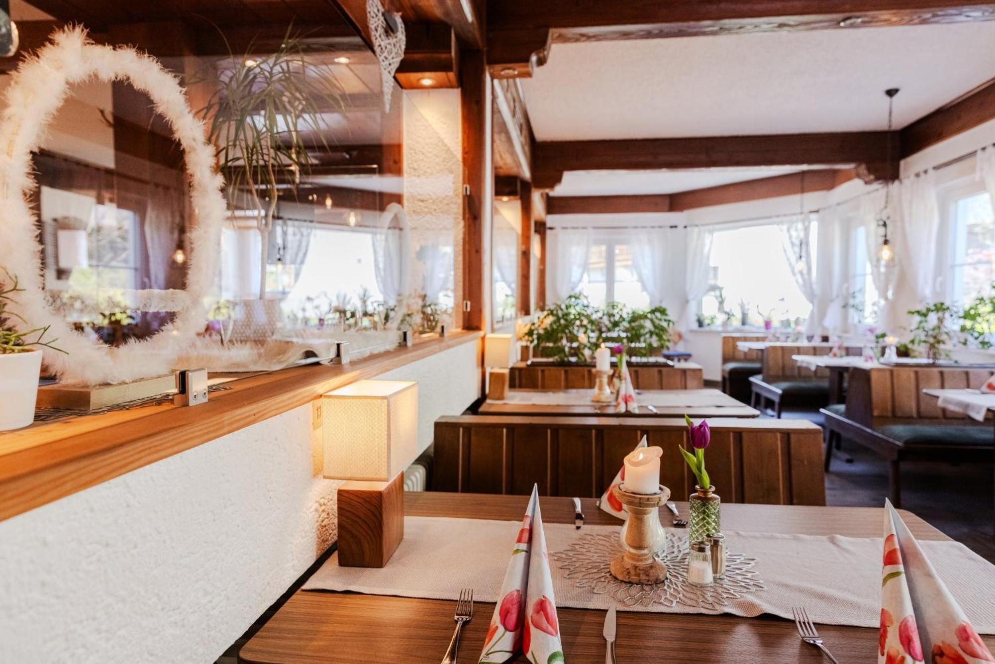 Landgasthof Zur Linde Heimbuchenthal Eksteriør bilde