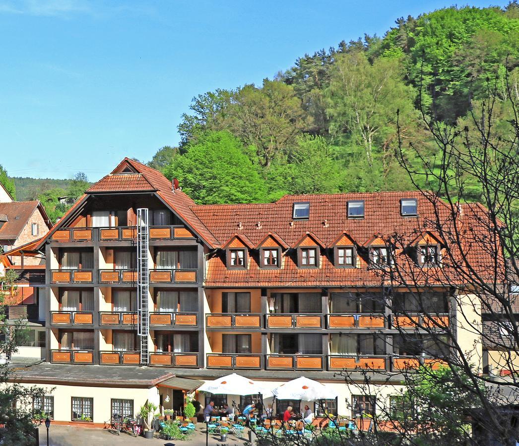 Landgasthof Zur Linde Heimbuchenthal Eksteriør bilde